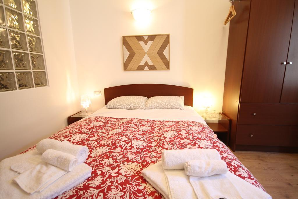 Sant'Agostino Apartment Navigli มิลาน ภายนอก รูปภาพ